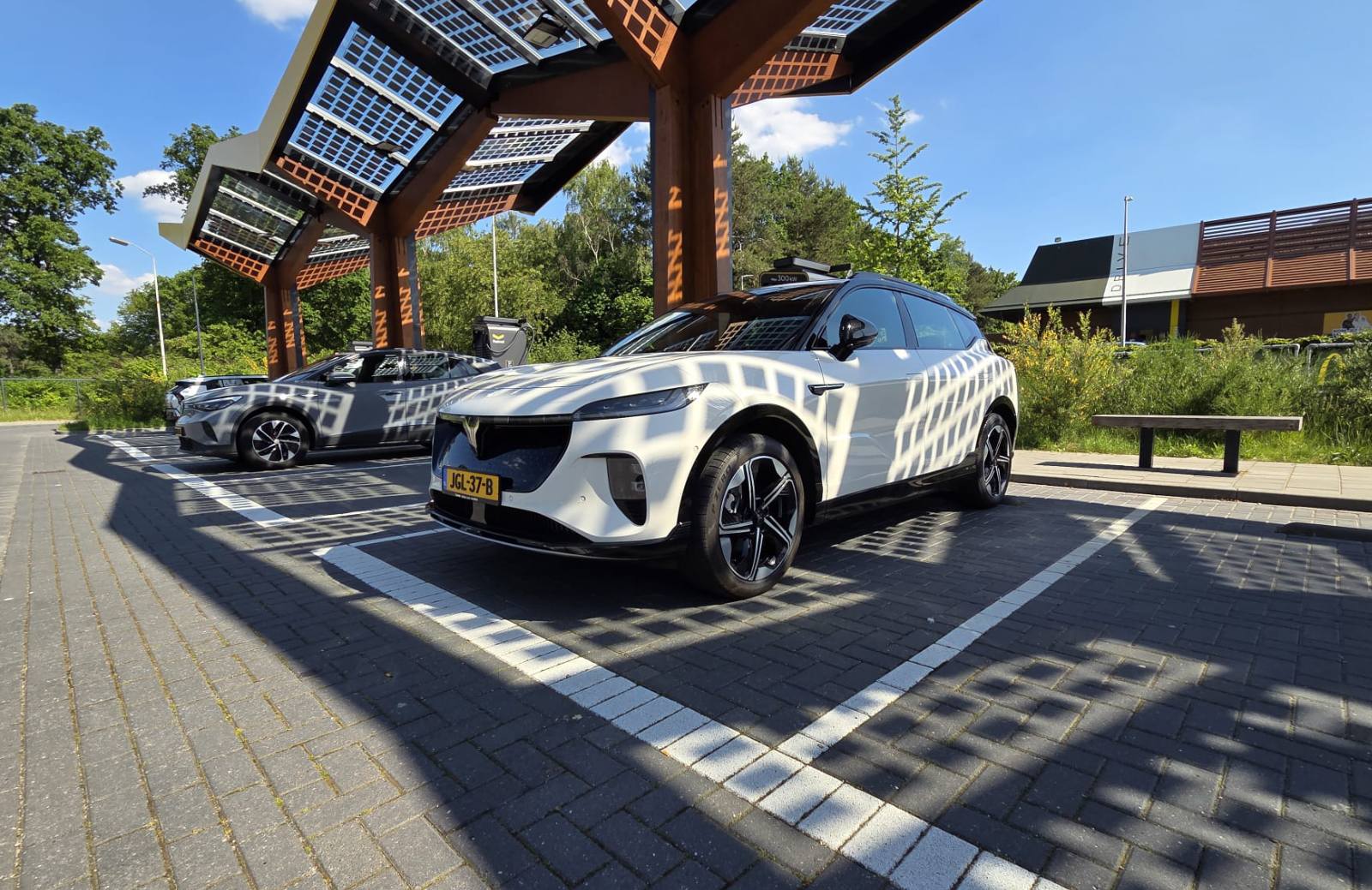 Voyah Courage opladen Fastned